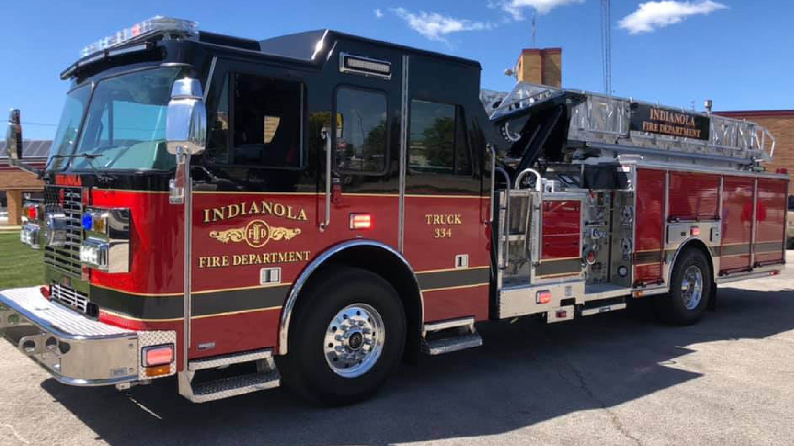 Photo of an Indianola fire truck.